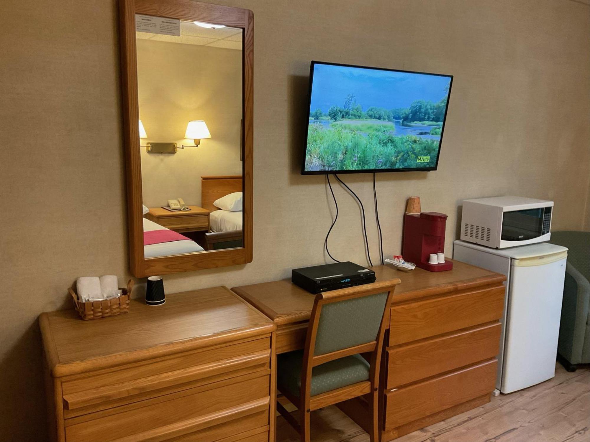 شيربروك Motel & Hotel La Paysanne المظهر الخارجي الصورة